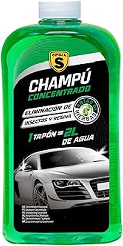¿Cuál es la cantidad adecuada de champú concentrado para limpiar tu coche?